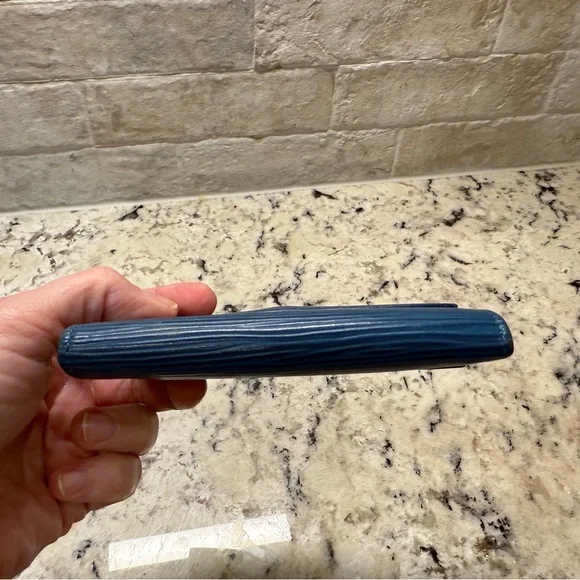 Louis Vuitton EUC Epi Leather Blue Dual-sided Wallet - Picture 9 of 10